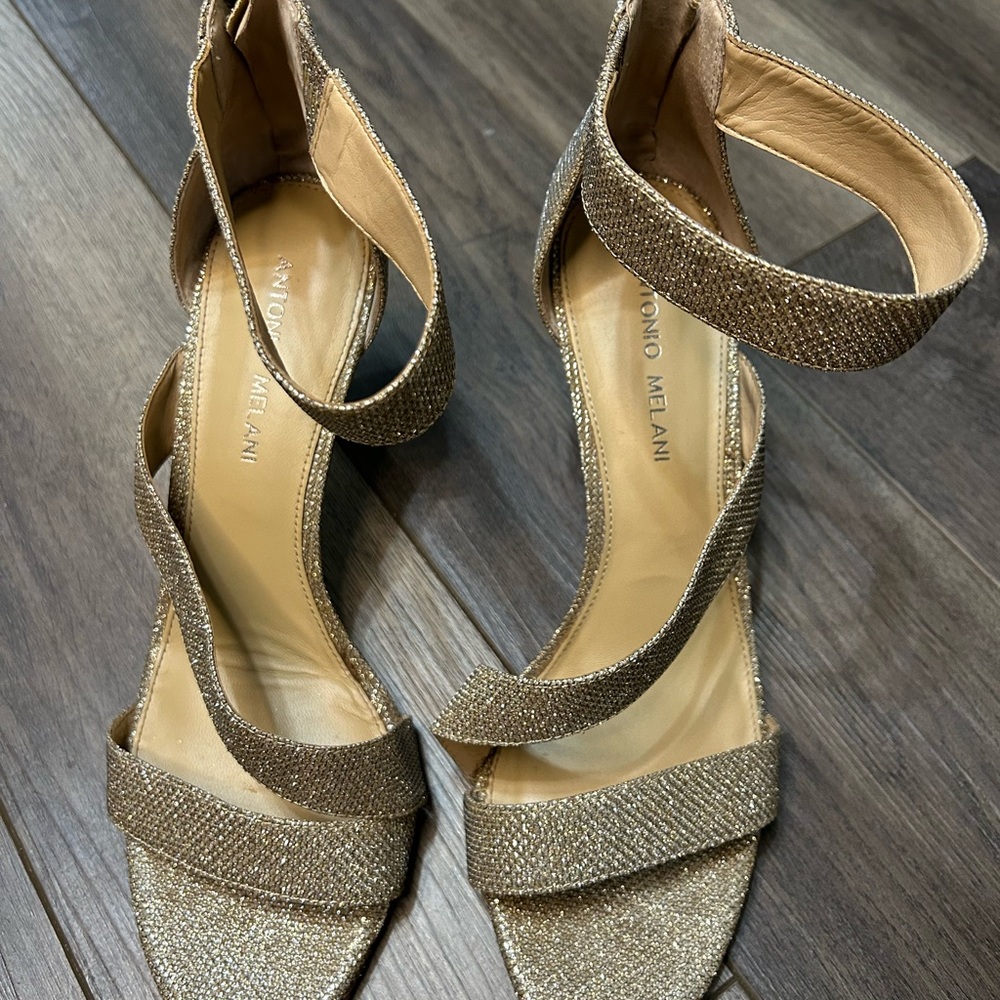 Antonio Melani heels. Size 9